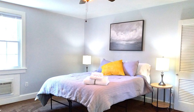 Cozy Cottage- Close to Old Towne, Ft. Lee, Battlefield, VSU + more