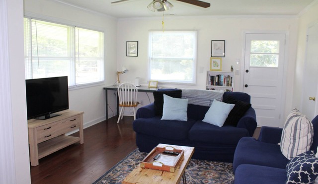 Cozy Cottage with Fire Pit - Family & Pet friendly - 20 minutes to Chattanooga