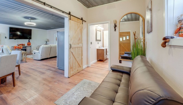 Cozy Couples Escape w/Patio in Northwest Georgia