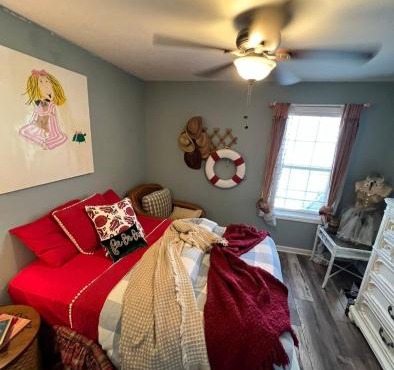 Cozy Rustic Charming Room in Gainesville