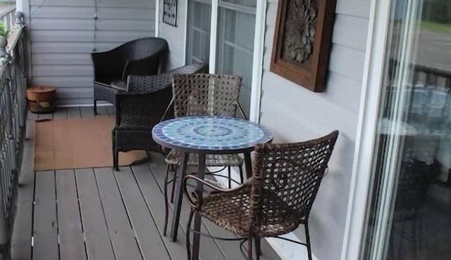 Cute cozy and spacious Lake Anna waterfront condo!