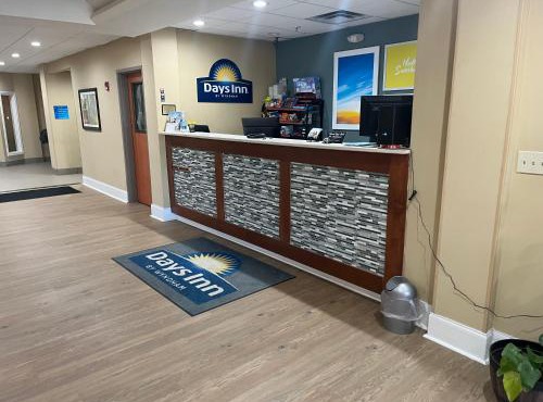 Days-Inn by Wyndham Cedartown