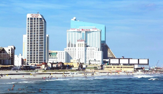 DIRECT Oceanfront on Boardwalk — Thanksgiving — Nov 23-27 — 2, 3 or 4 nights