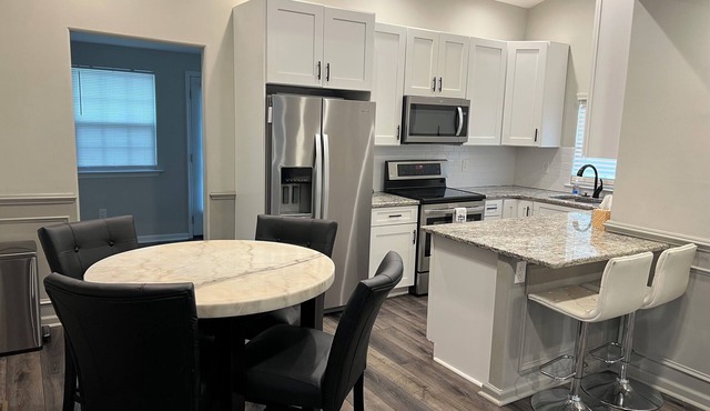 Driveway Parking, Large Deck, Casino, Restaurants Close-by, Wawa on Street, etc.