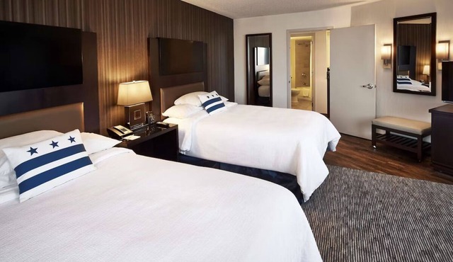 Easy Access to DC Attractions | Indoor Pool | 2 Spacious Units w/Breakfast