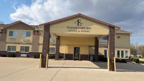 Emmetsburg Hotel & Suites
