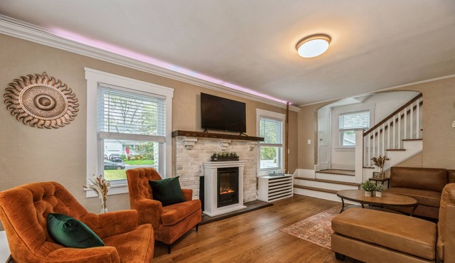 Entire House 7 Minute Drive to Asbury Park Beach!