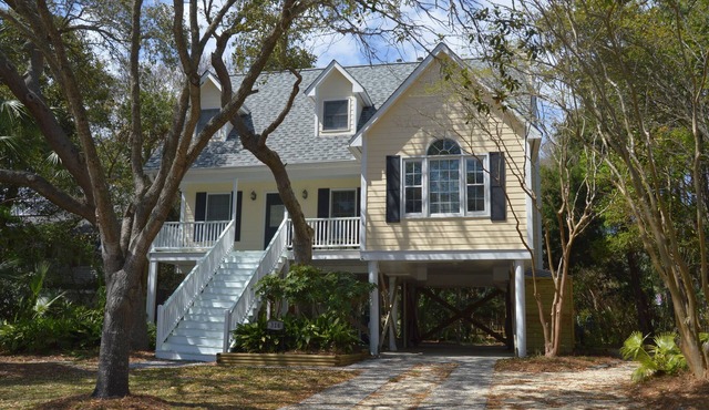 Equally Close to both Beach and and Town