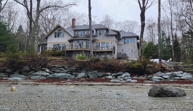 Experience the magic of this extraordinary oceanfront retreat in Blue Hill. in Brooklin