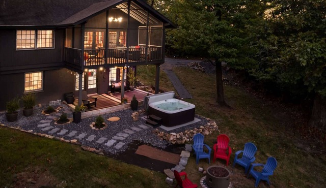 Far View Shenandoah | Hot Tub, Movie & Game Room, Valley Views | 3BR & Sleeps 6