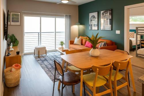 First Floor 2B2B Pool, Gym, Dog Park Near DTA in Cedar Park