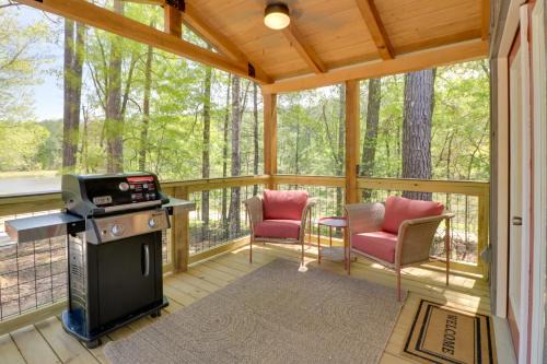 Fish & Hike: Cabin Hideaway w/Deck in Alabama