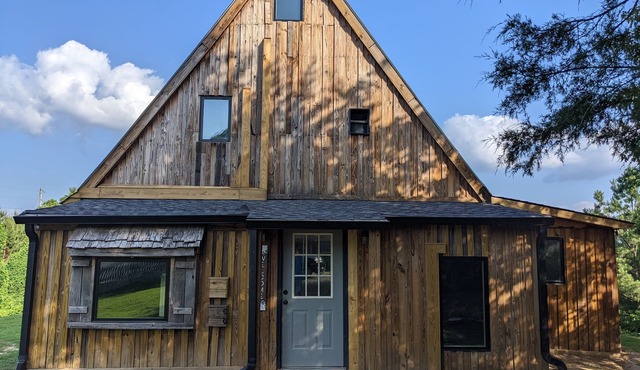 Fuller View Cabin - A Mountain Cabin overlooking Sweet Home Alabama!