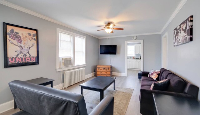 Gastropub On-Site: Loudoun Wine Country Apartment