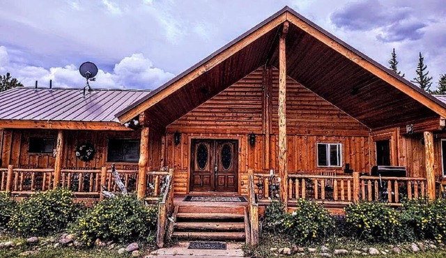 Gilbert Creek Lodge, your Home Sweet Home in the Uinta's! in Mountain View