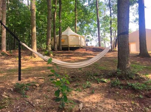 Glamping Getaway on an Impressive Farm near Charlottesville, Virginia