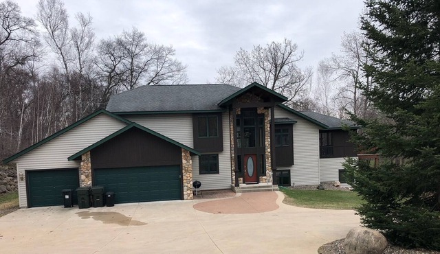 Golf Course Manor in Breezy Point 7br, 5ba