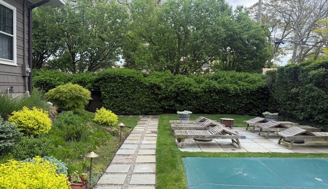 Gorgeous 5 Bedroom House with Pool in Asbury Park