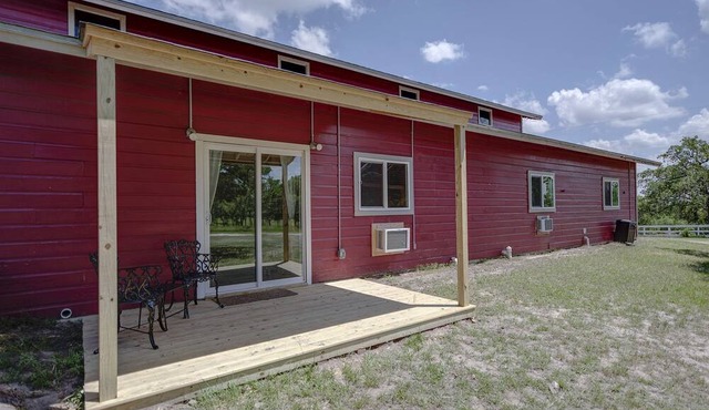 Gorgeous Wooden Cabin with Stunning Sights in Round Top, Texas