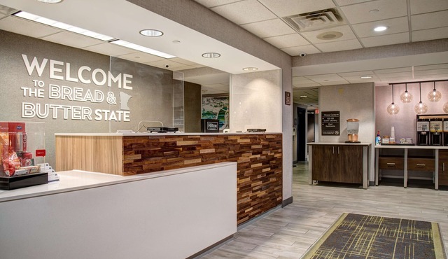 Hampton Inn Rochester-South