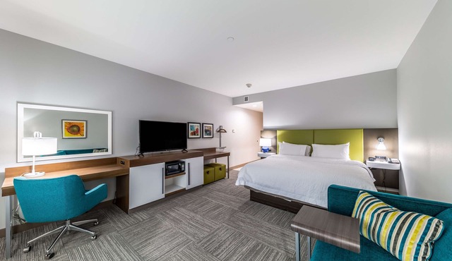 Hampton Inn & Suites Pryor