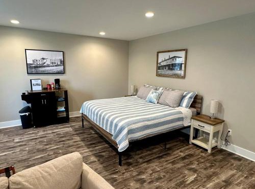 Harbor Hideaway Suite - River Rock Inn
