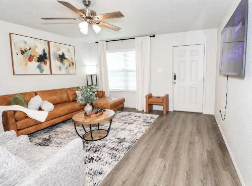 Haven on the Hill, Modern 3BR Near Fort Cavazos