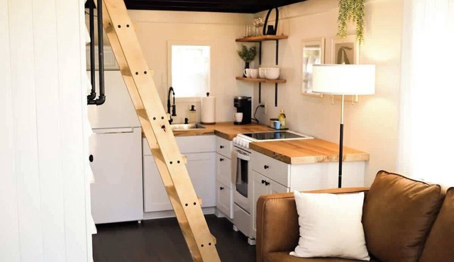 Historic Downtown Caldwell Tiny Home - 1 mi UCA