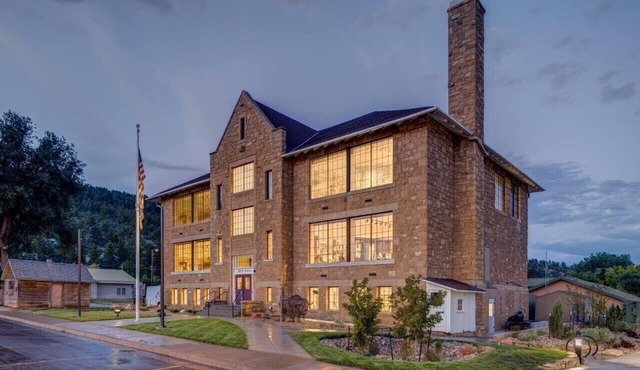 Historic Stay Inn.