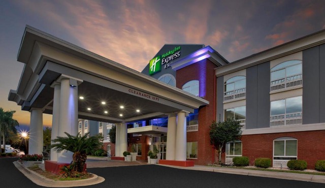 Holiday Inn Express Hotel & Suites - Sumter by IHG