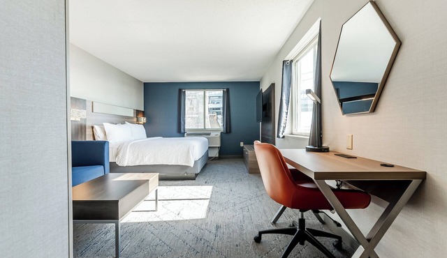Holiday Inn Express Philadelphia - Penns Landing by IHG