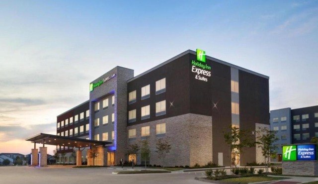 Holiday Inn Express & Suites Austin North - Pflugerville by IHG
