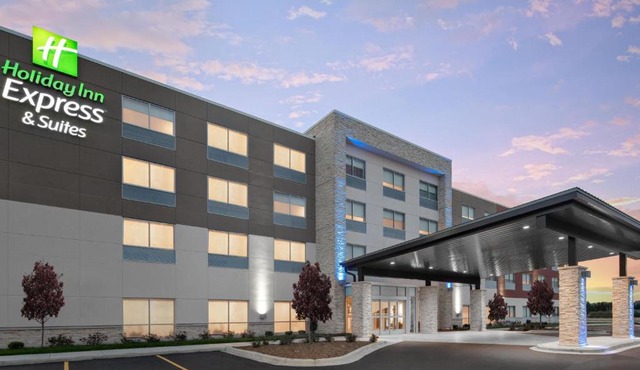 Holiday Inn Express & Suites - West Omaha - Elkhorn by IHG