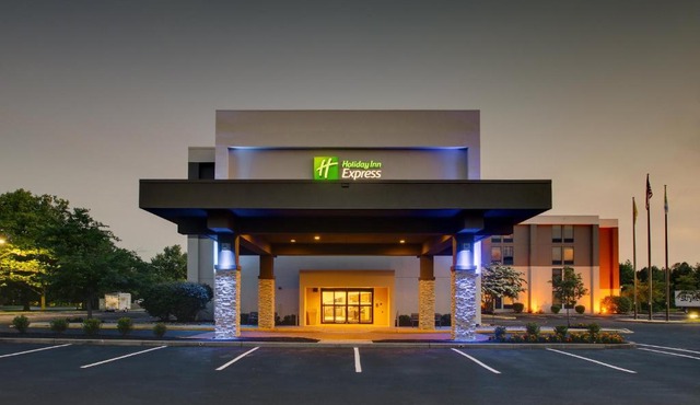 Holiday Inn Express Voorhees/Mt. Laurel by IHG