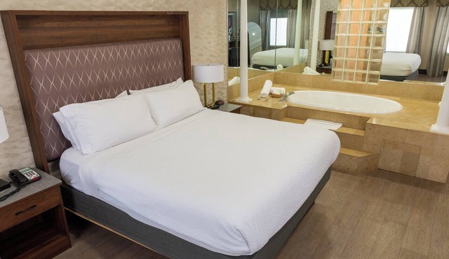 Holiday Inn Plainview-Long Island by IHG in Plainview