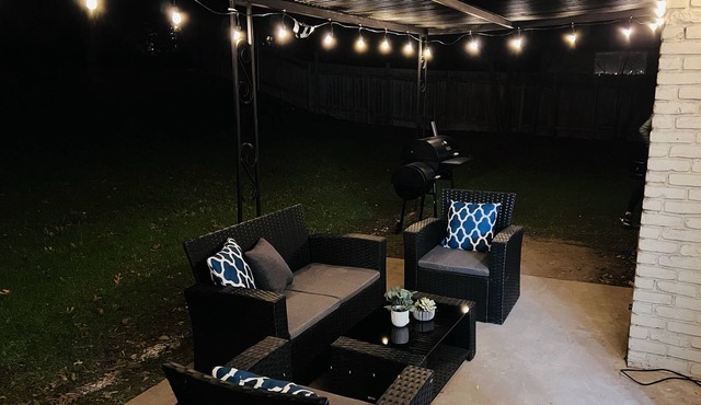 Home In Austin - Sleeps 24 - 10 Minutes To Downtown