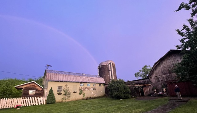 House. Converted Dairy Barn-5 minutes from Historic Bell Buckle and Webb School