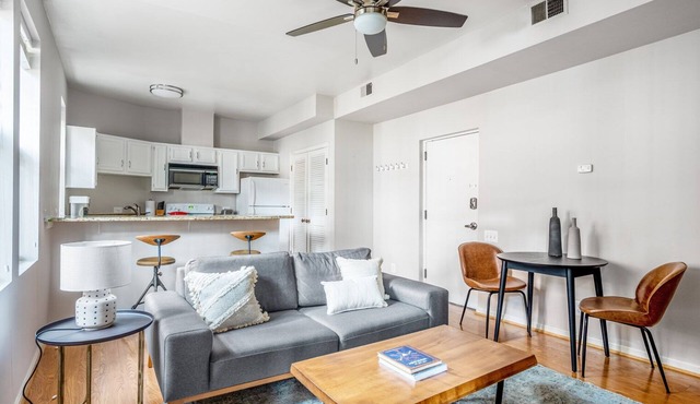 Ideal Dupont Circle 1BR nr. U Street, Metro & Glen’s Mkt, by Blueground