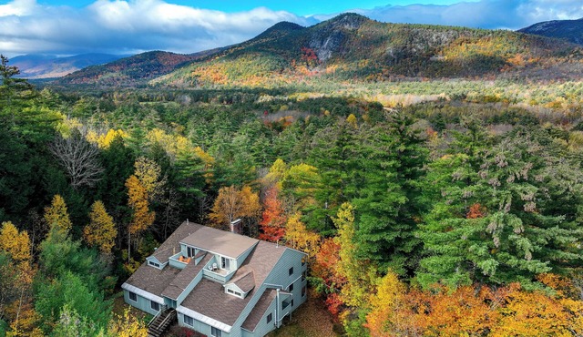 Inviting Bartlett Condo: 1 Mi to Attitash Mountain