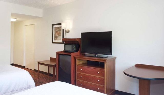Inviting Space Great for Relaxation Near Southpointe Town Center - 5.7 miles