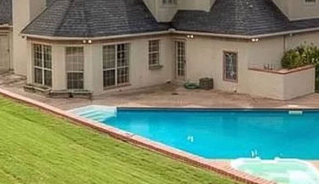 Just Like Home #14: Spacious Norman Abode with Private Pool & Billiards