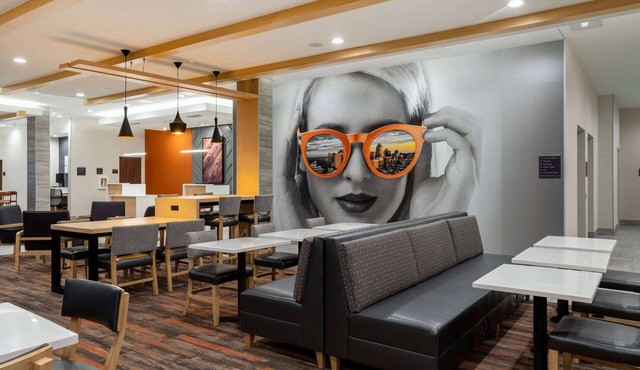 La Quinta Inn & Suites By Wyndham Pflugerville