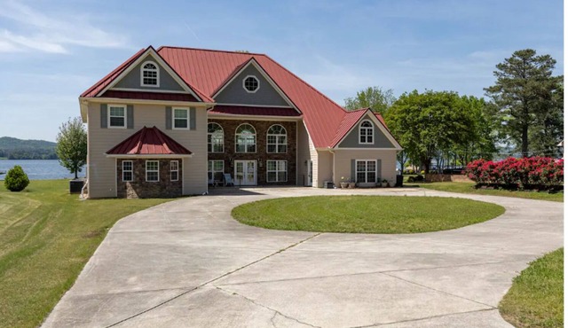 Lake Side Mansion