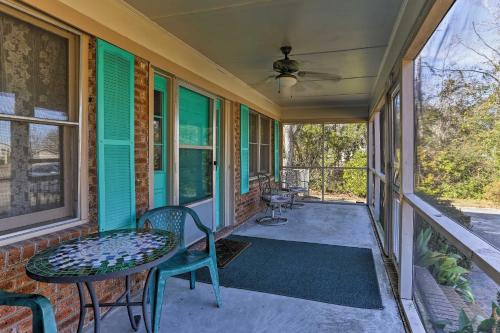 Lake Waccamaw Home w/Fenced Yard & Shared Pier!