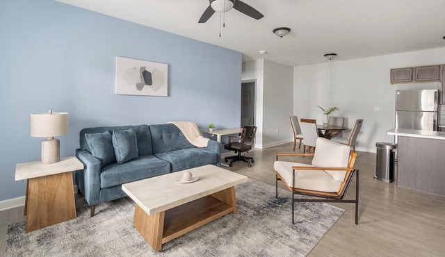Landing | Amazing 2BD, Pool, Clubhouse