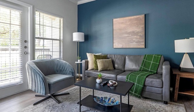 Landing | Chic 2BD in Bee Cave