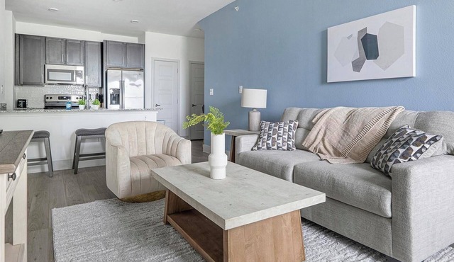 Landing | Incredible 1BD, Gym, Pool