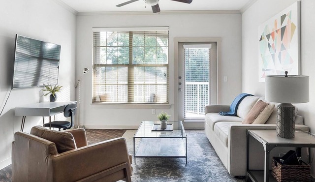 Landing | Incredible 2BD, Courtyard, Pool