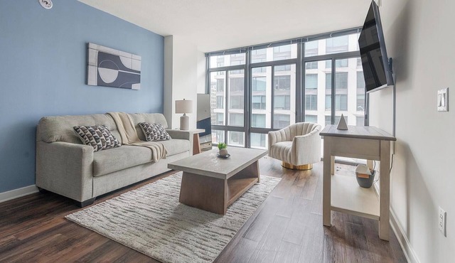 Landing | Incredible 2BD, Courtyard