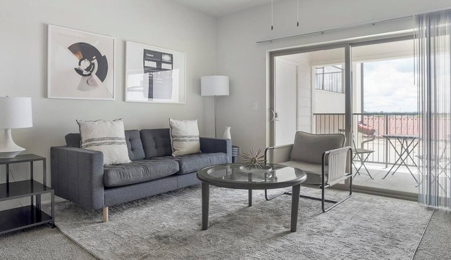 Landing | Spectacular 1BD, Gym, Pool